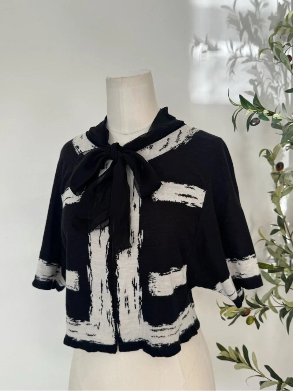 Moth Anthropologie Bow Tie Cardigan Sweater Black White Graphic Wool Blend S